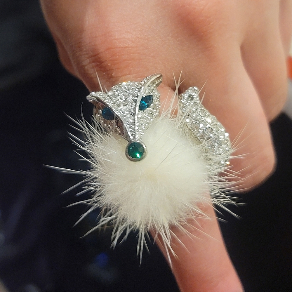 Women ring